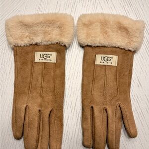 UGG Brown Suede Gloves with Fur Cuff